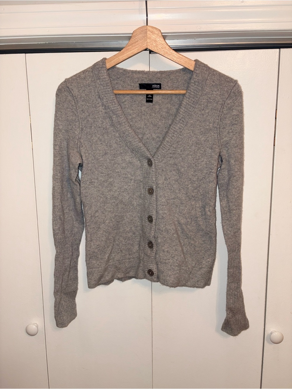 Aqua 100% Cashmere Cardigan w Ribbed Sleeves Size Small Heather Gray